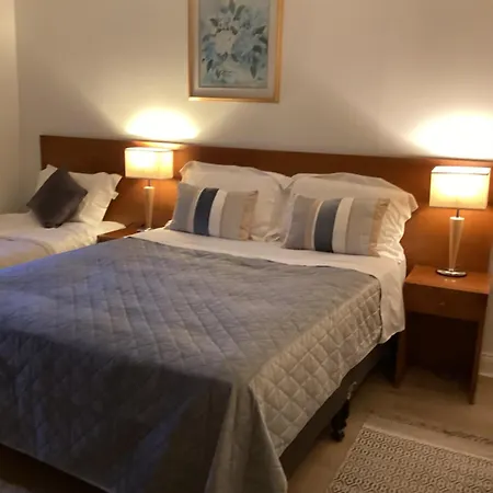 Flesk River 22 דירה *